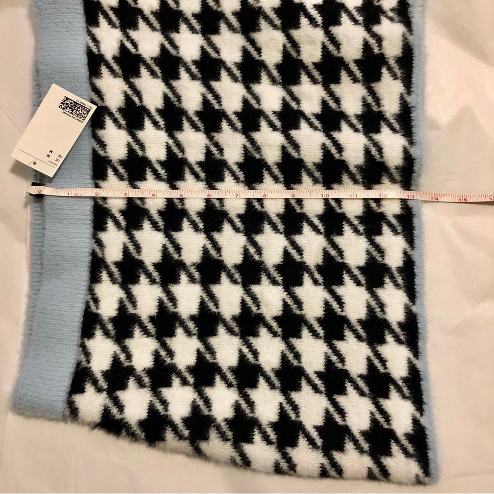 NWT 2pc - H&M DIVIDED CROPPED SWEATER set | Houndstooth Sweater Vest & Skirt - Picture 10 of 10